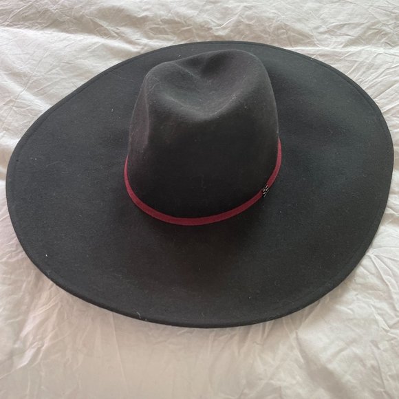 BCBGMaxAzria Accessories - BCBGMaxazaria Wide Brim Floppy Hat Black